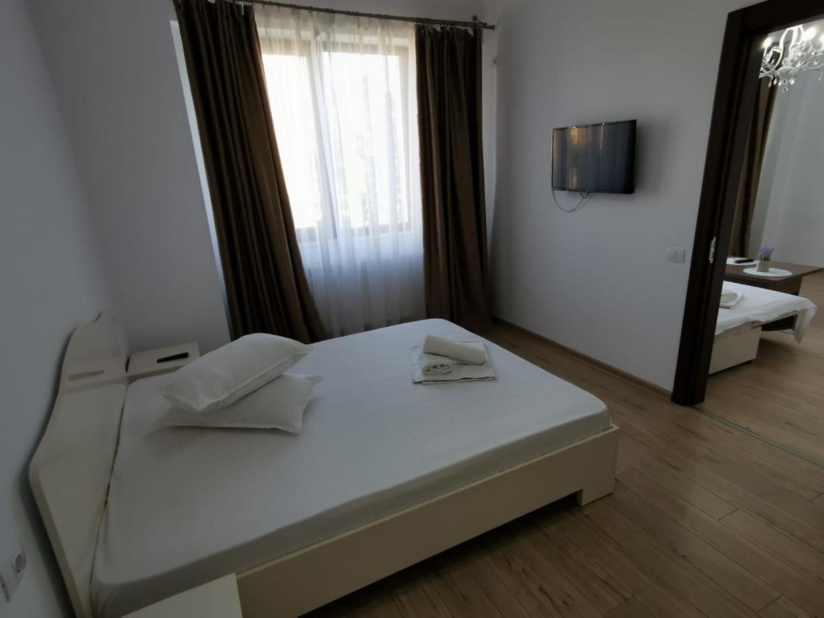 Lake Apartments Solid 마마이아 외부 사진